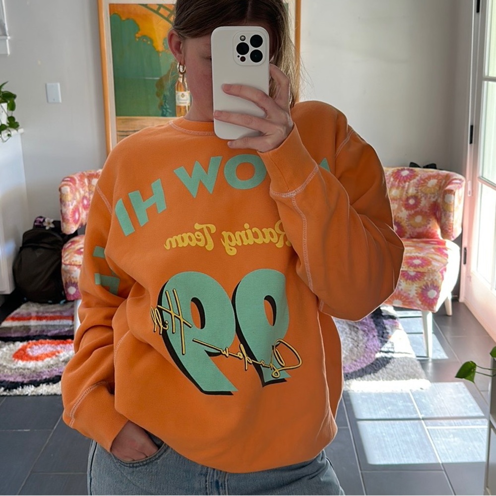 SHADOW HILL ORANGE CREWNECK